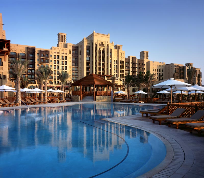 uae's-no.1-swimming-pool-and-water-feature-contractor